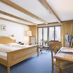 Hotel Alphorn 3*