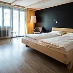 Hotel Alphorn 3*