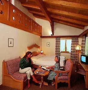 Hotell Alphorn Gstaad