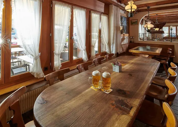 Alphorn Hotell Gstaad