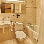 Hotel Alphorn 3*