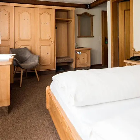 Alphorn Hotel